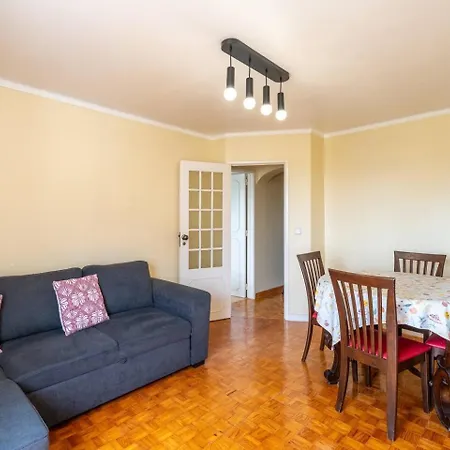 Cozy 2br By Perfectgetaway Apartament